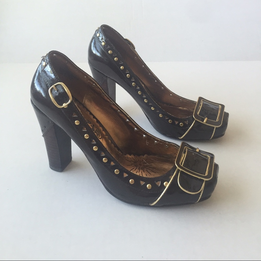 Naughty Monkey Black and Gold Heels